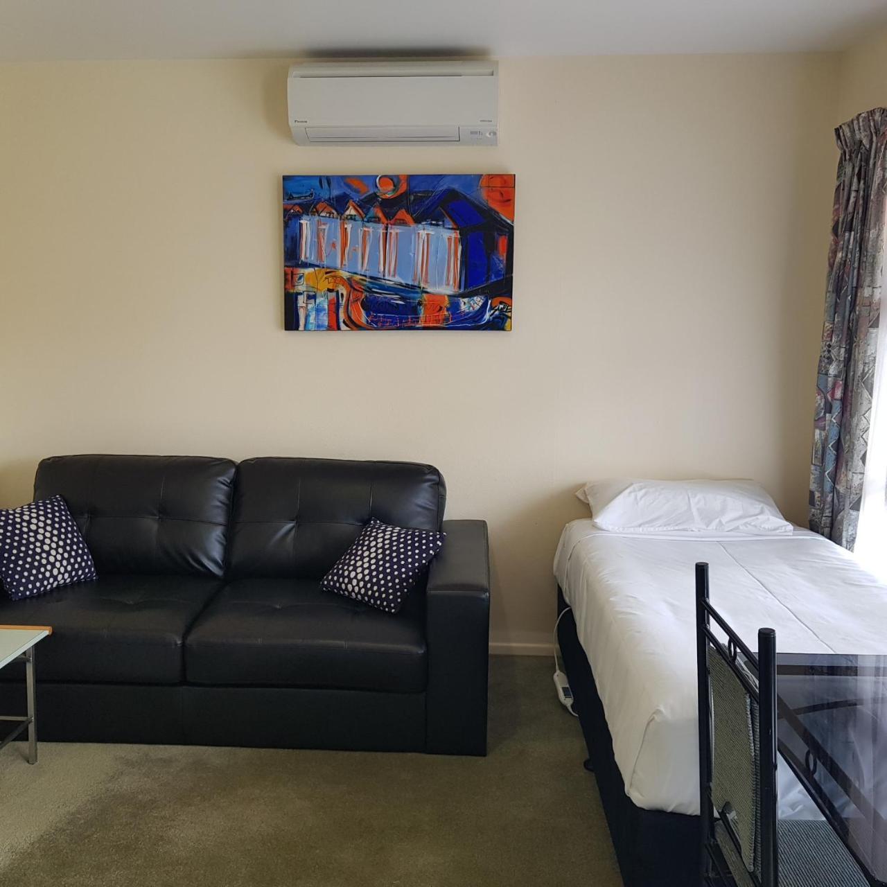 Pavilion Motel & Conference Centre Palmerston North Ngoại thất bức ảnh